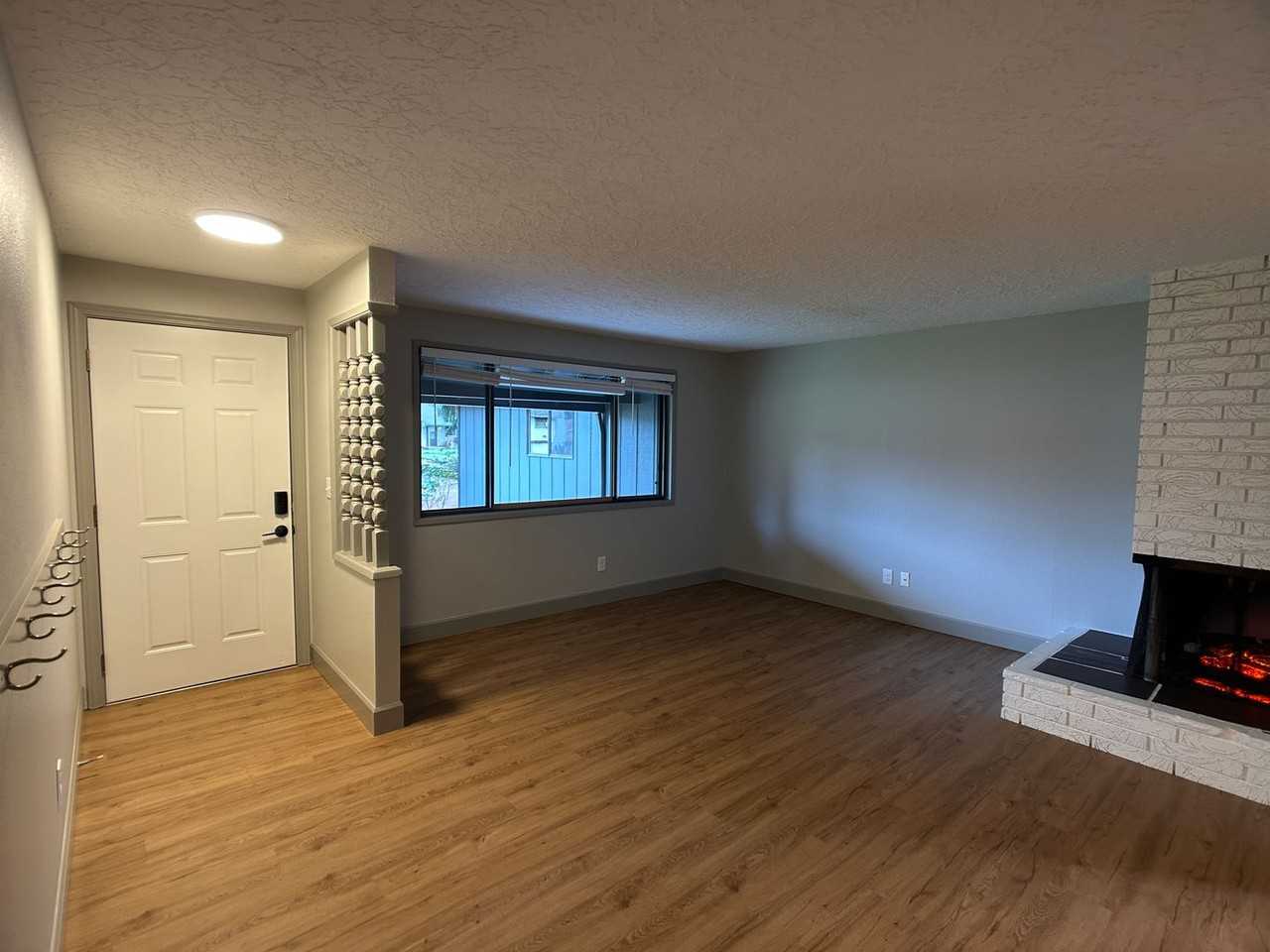 5500 Ne 41st Ave - Photo 4 of 21