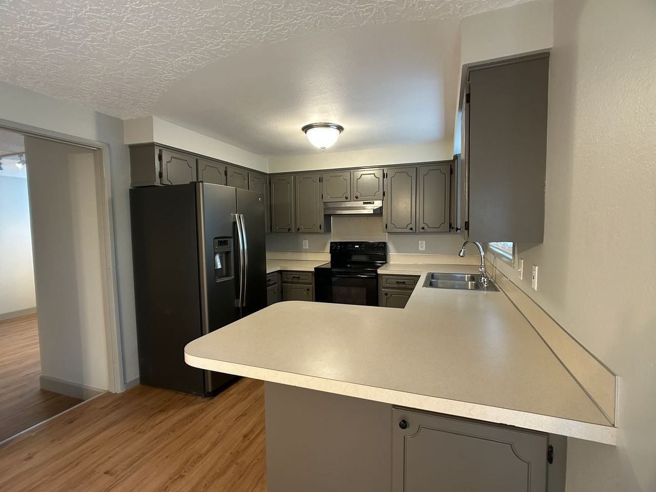 5500 Ne 41st Ave - Photo 6 of 21