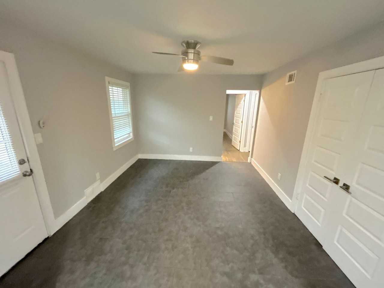 1745 Lanier Ln - Photo 5 of 12