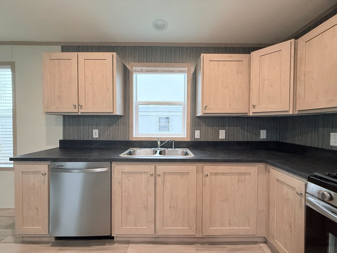 29669 Danbury Ct #243 - Photo 7 of 27