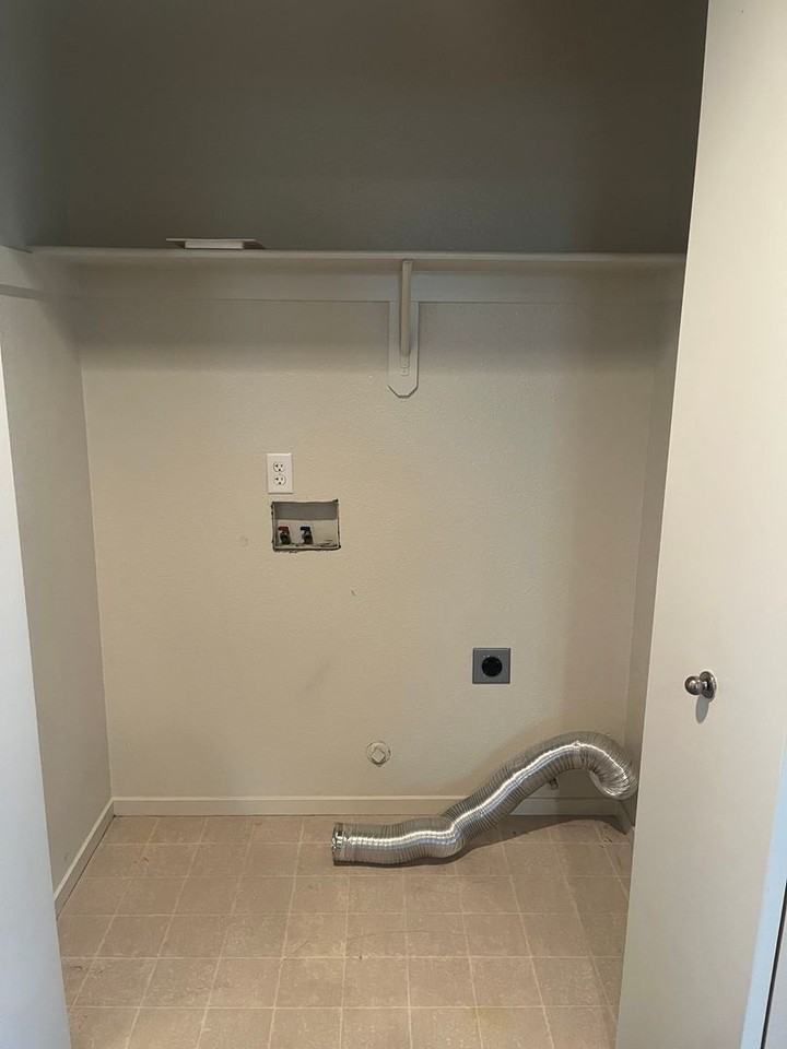 3530 St Andrews Dr - Photo 2 of 15