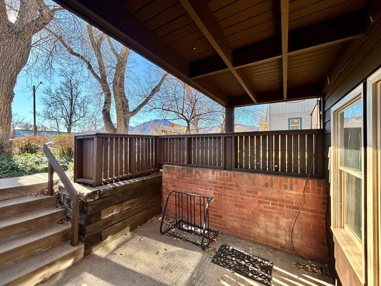 2119 Spruce St - Photo 4 of 34