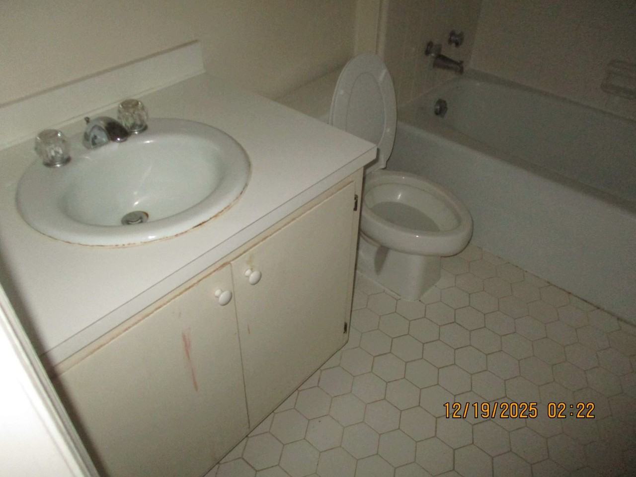2808 Westgate Dr Apt B - Photo 5 of 7