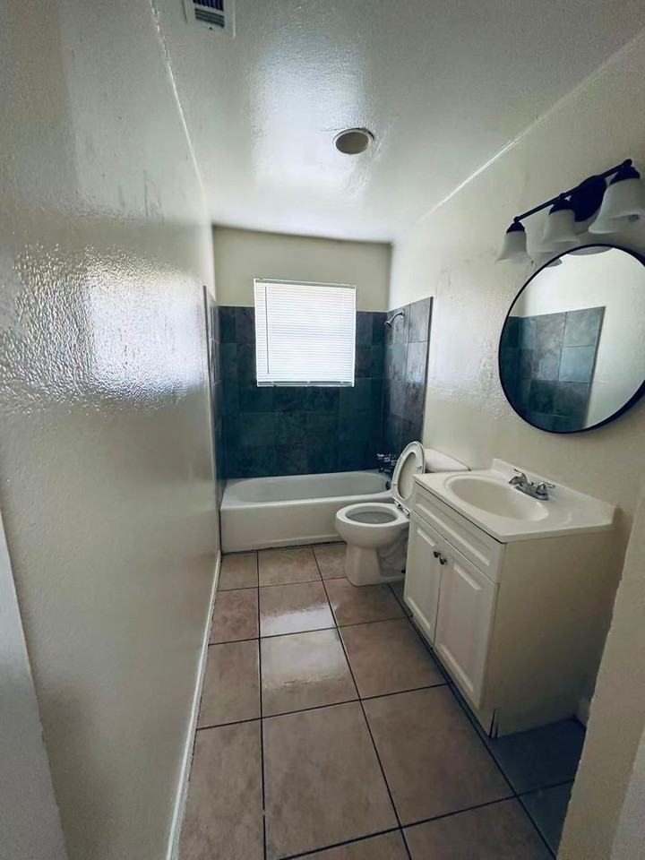 517 Davidson Dr - Photo 3 of 6