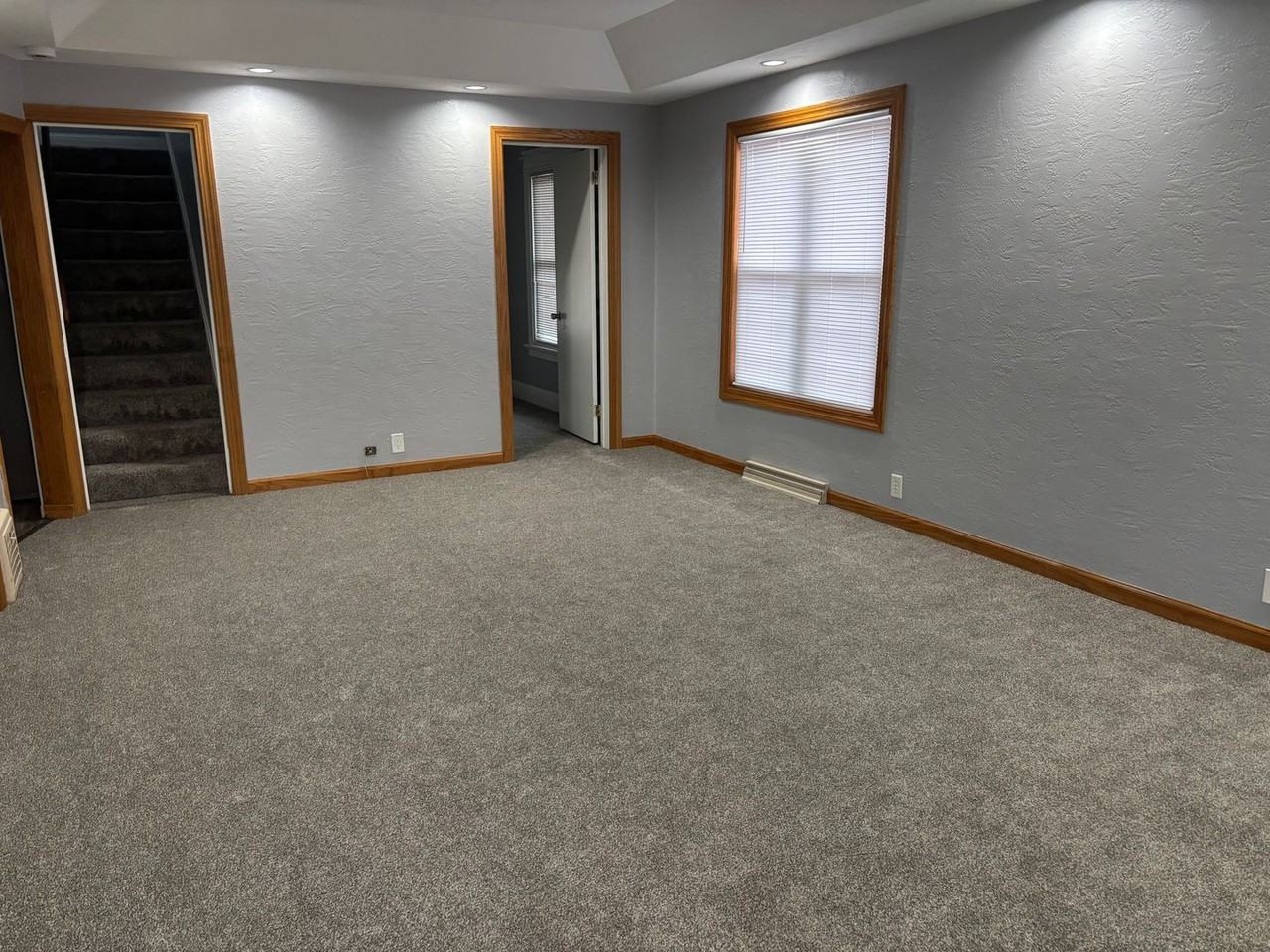 1516 39th St - Photo 3 of 17