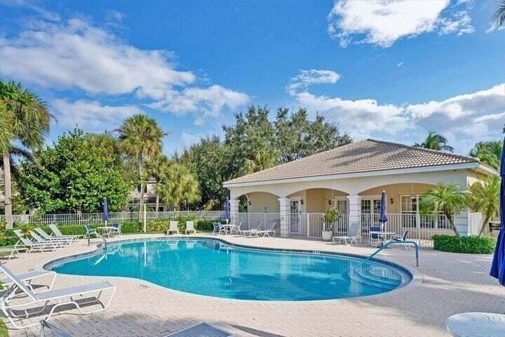 5219 Palmbrooke Circle - Photo 2 of 7