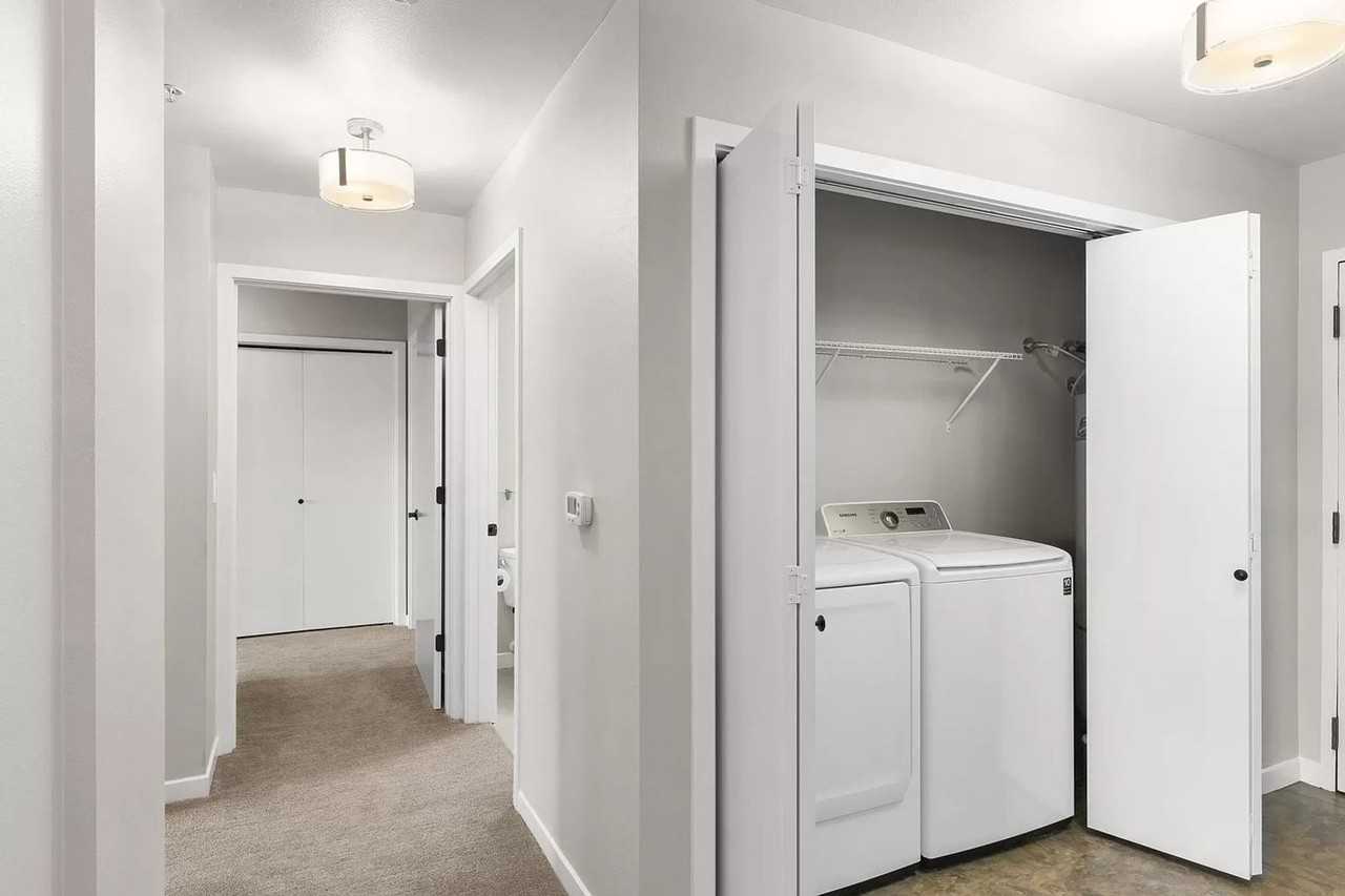 1127 Broadway St Ne #315 - Photo 5 of 14