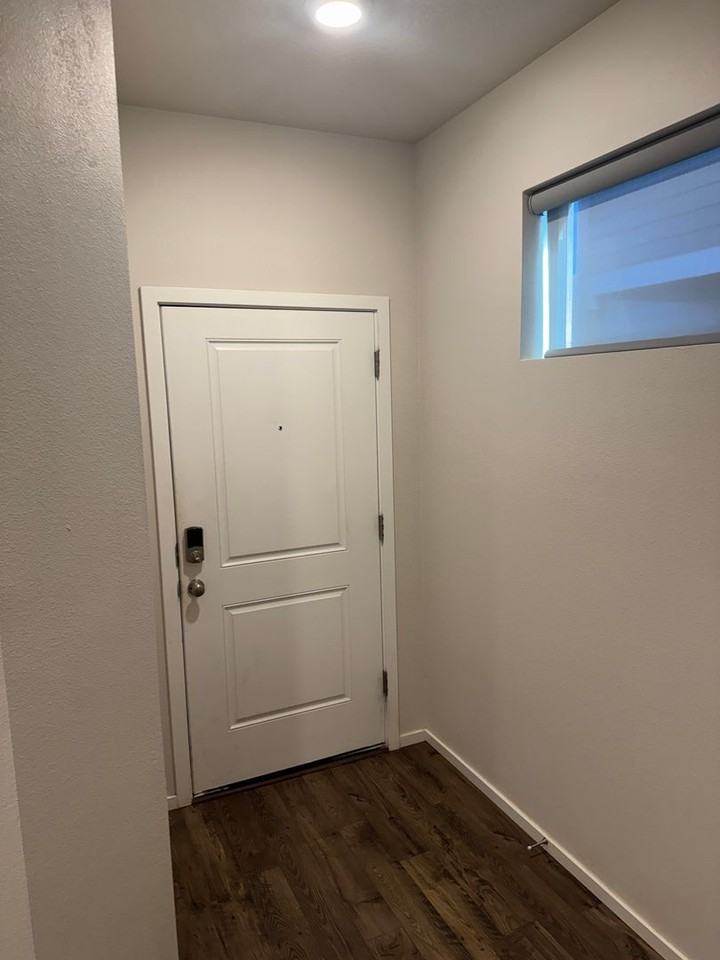 2979 Fenya St - Photo 5 of 36