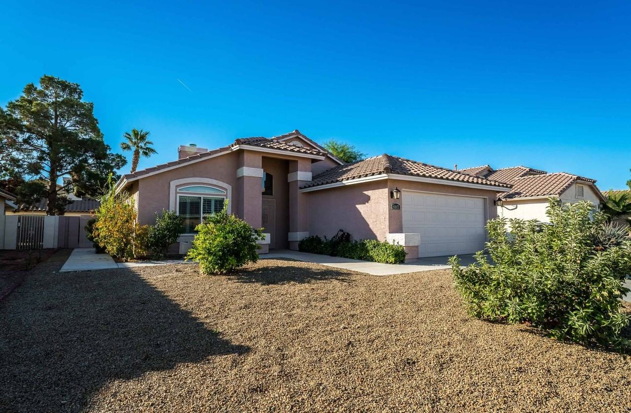 4407 Matinee Ave - Photo 2 of 20