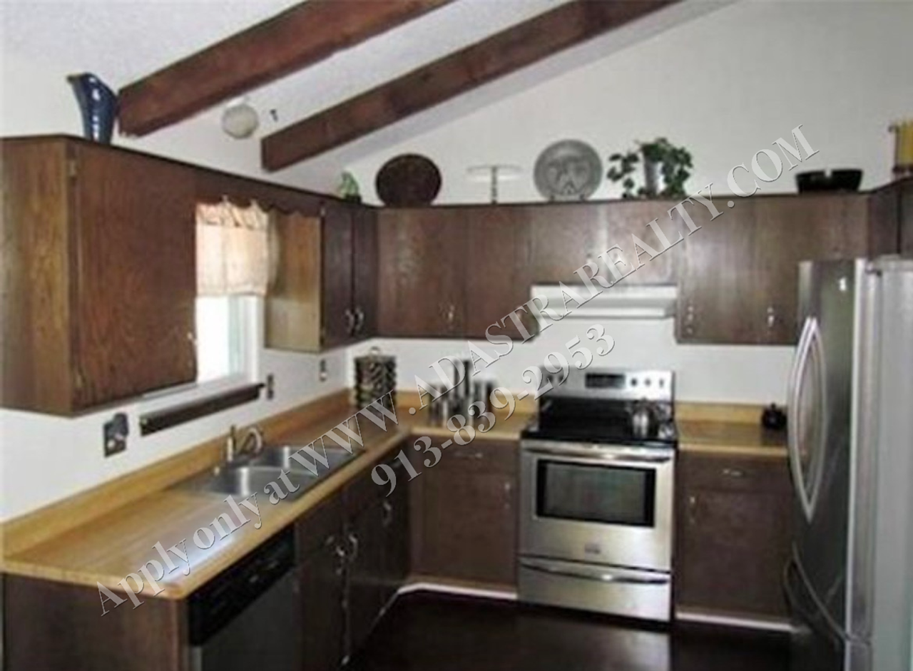 12500 S Summertree Ln - Photo 4 of 6