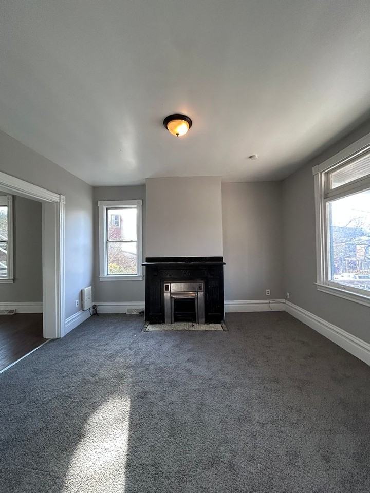 2700 Perrysville Ave - Photo 5 of 25