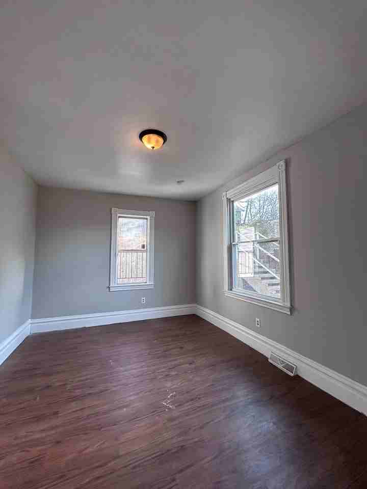 2700 Perrysville Ave - Photo 7 of 25