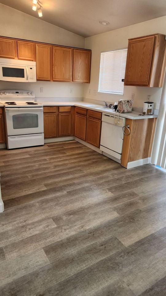 5921 Begonia Ct - Photo 2 of 8