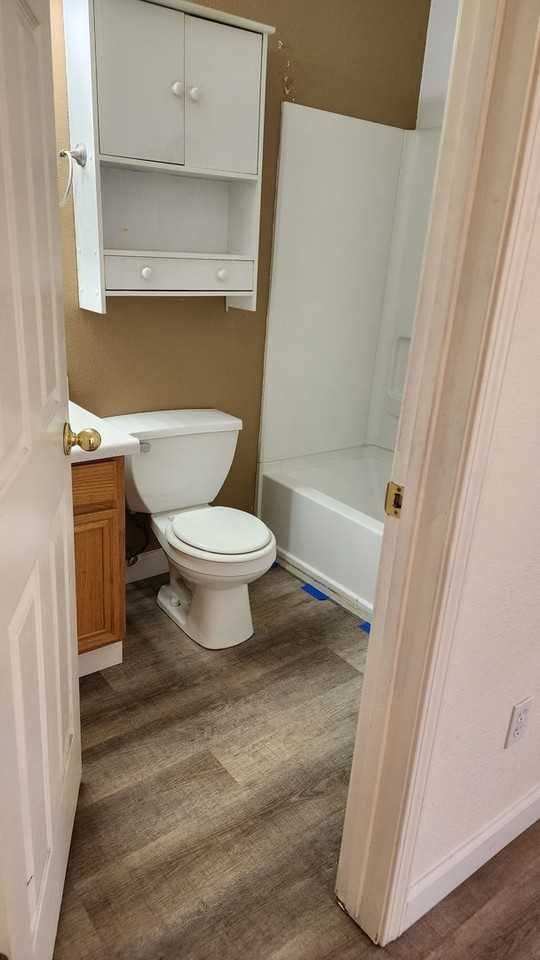 5921 Begonia Ct - Photo 7 of 8