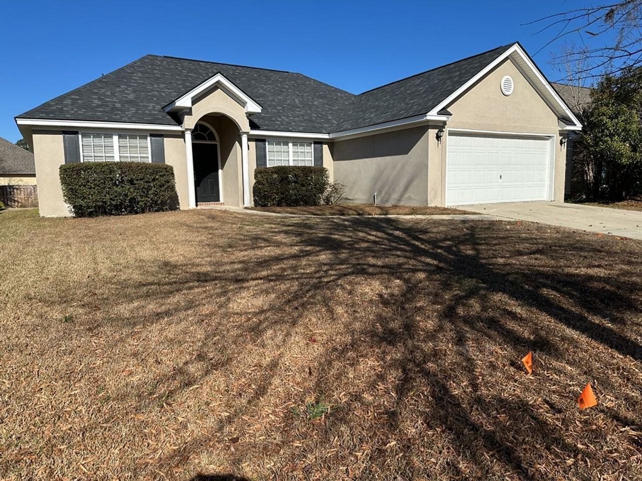 199 Lancaster Way - Photo 2 of 43