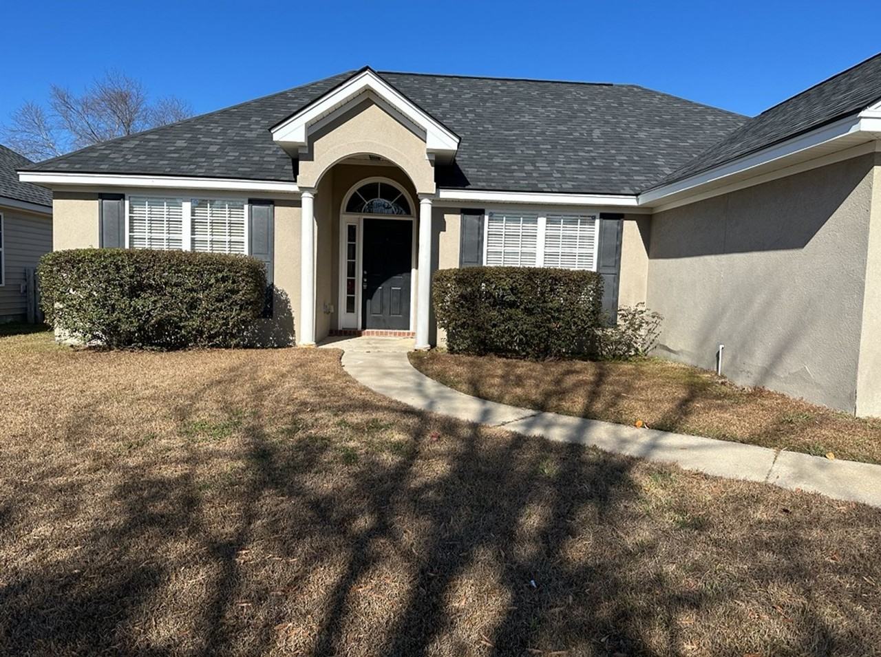 199 Lancaster Way - Photo 3 of 43