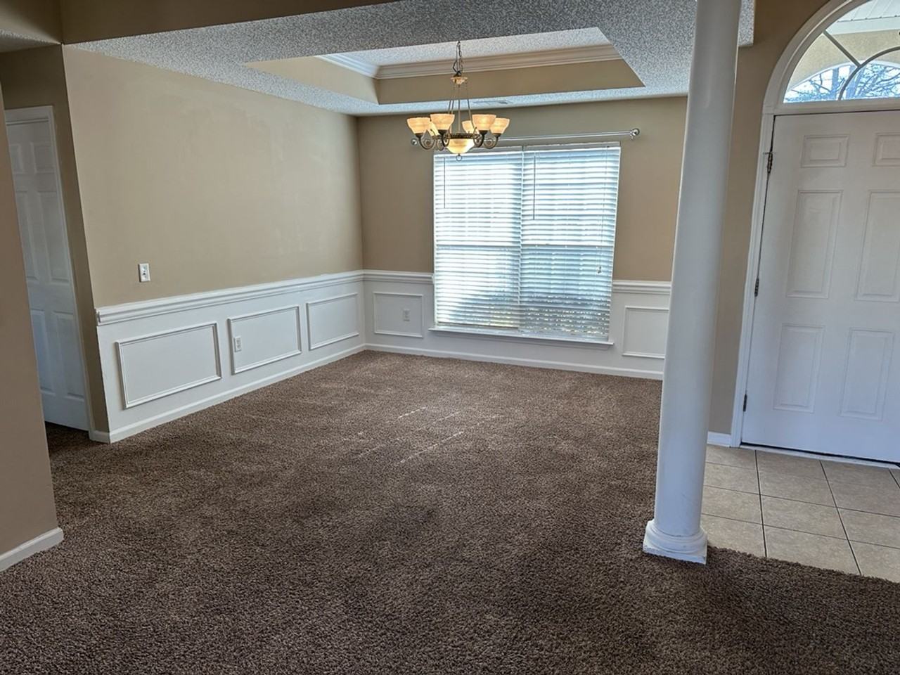 199 Lancaster Way - Photo 5 of 43