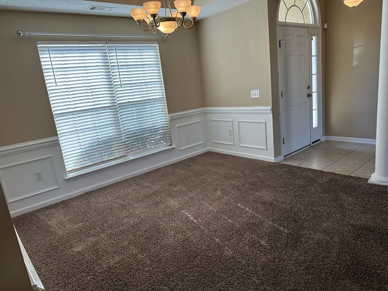 199 Lancaster Way - Photo 6 of 43