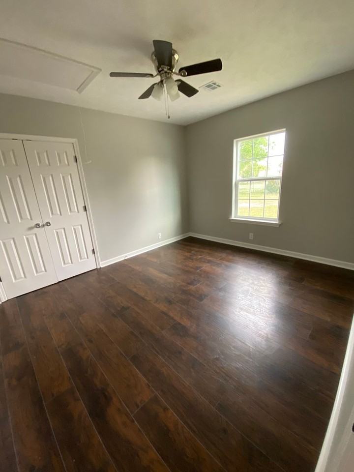 2915 Enterprise Blvd - Photo 7 of 10