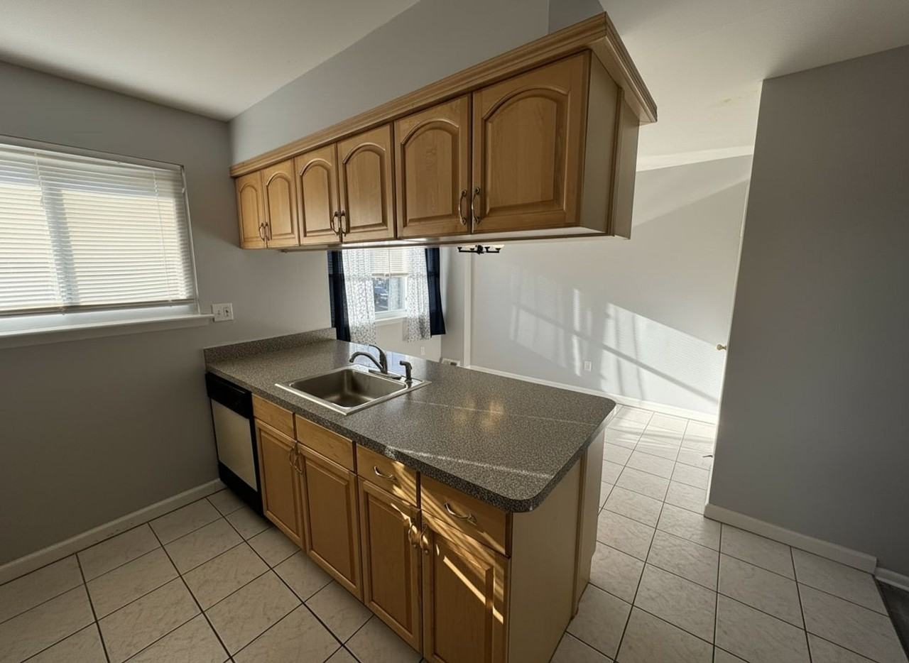 2937 Jenny Pl - Photo 6 of 15