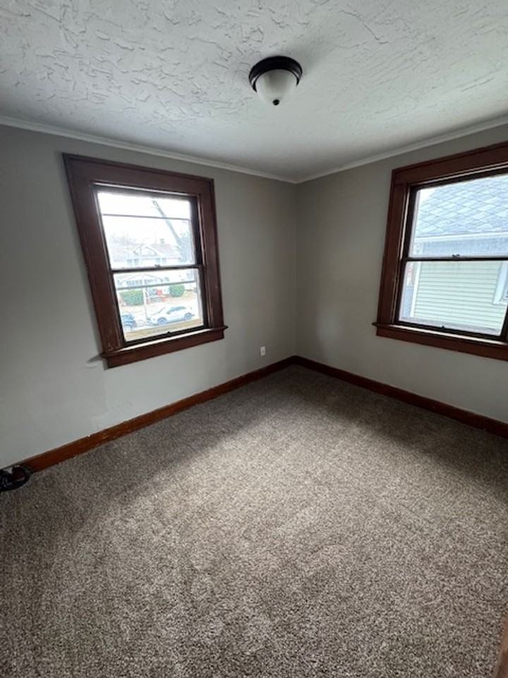 3519 Weisser Park Ave - Photo 6 of 9