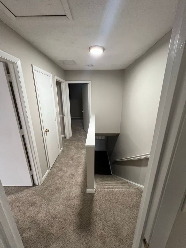 2080 Kings Gate Cir Apt B - Photo 7 of 16