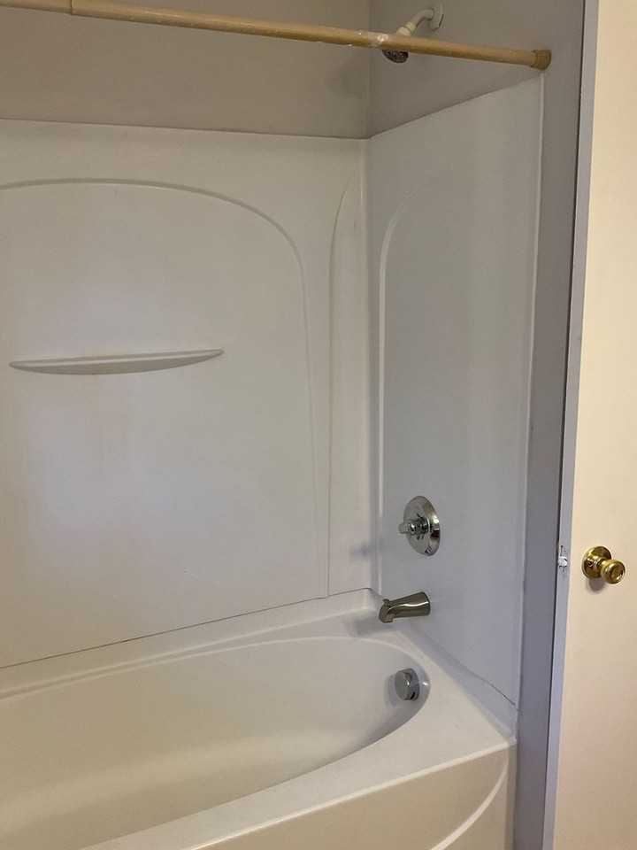 931 Green Circle Dr - Photo 3 of 18