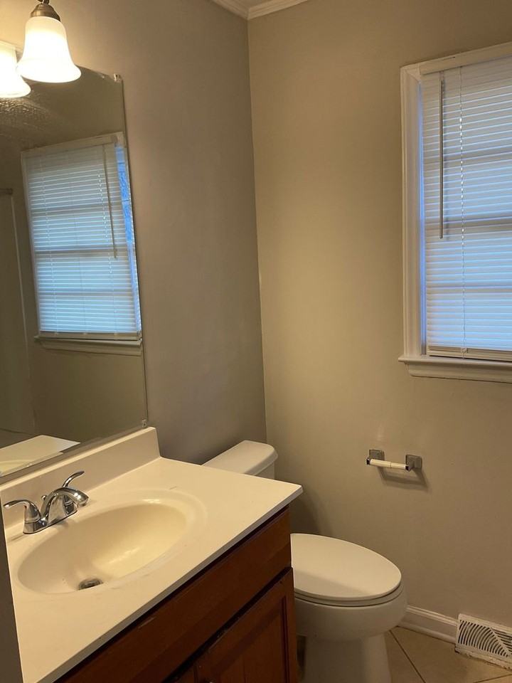 931 Green Circle Dr - Photo 4 of 18