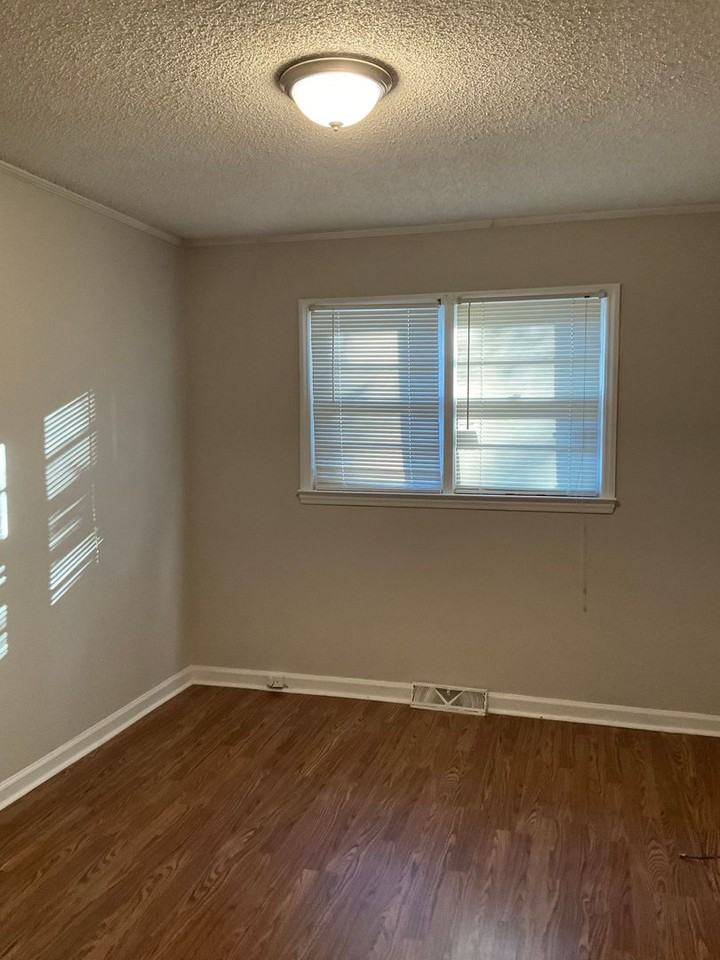 931 Green Circle Dr - Photo 6 of 18