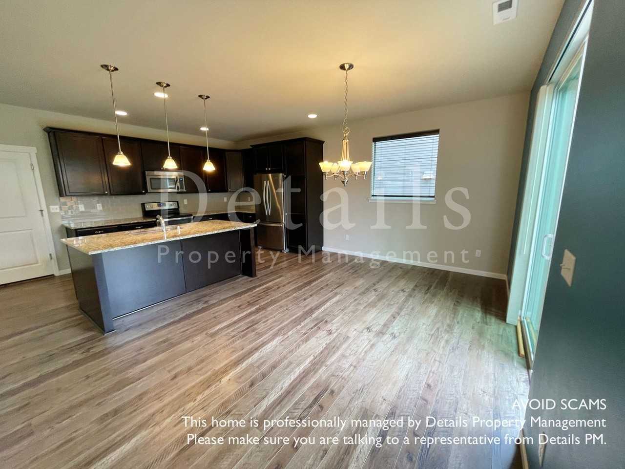 4327 Novak Dr Sw - Photo 4 of 26