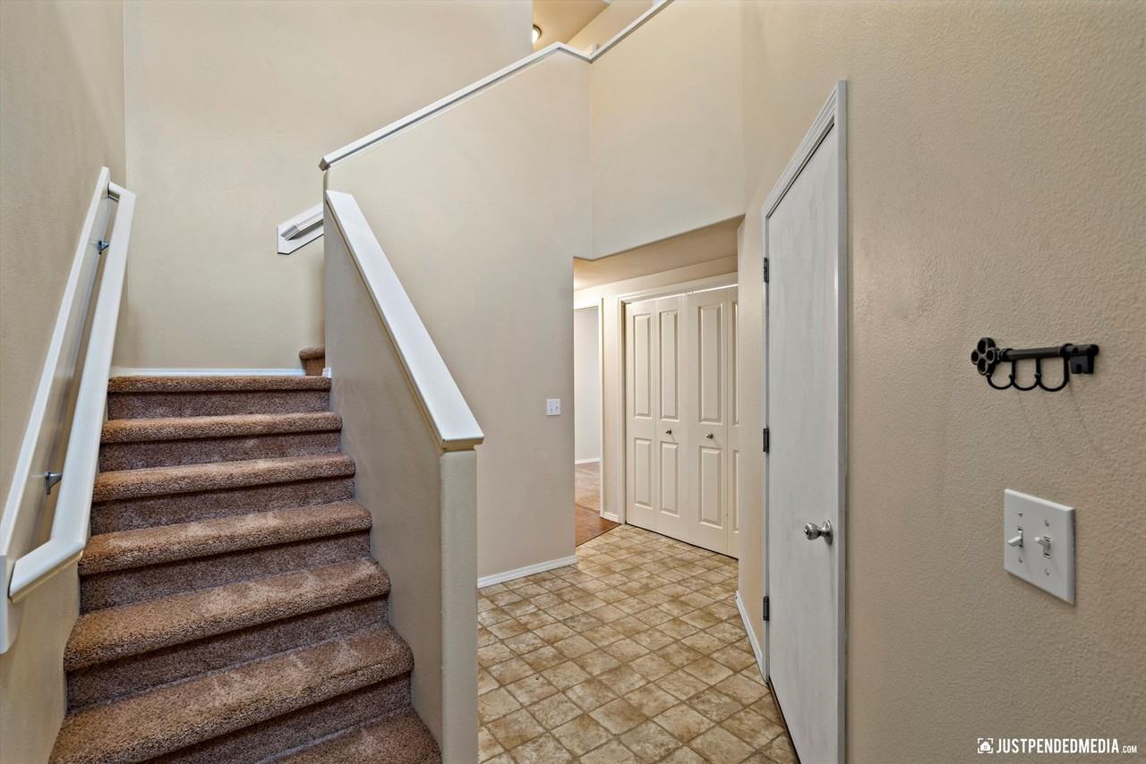 2961 Seclusion Bay Dr - Photo 2 of 26