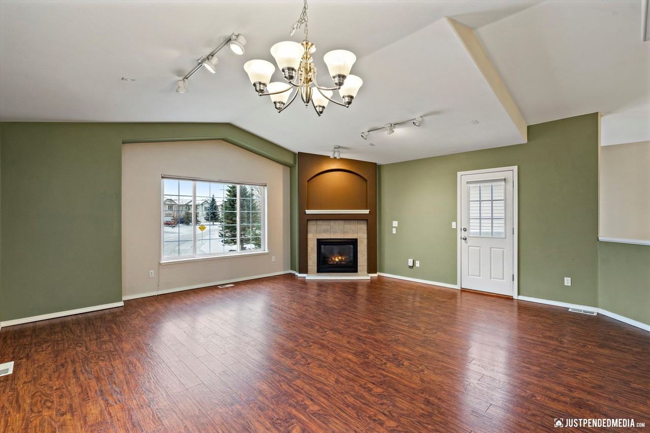 2961 Seclusion Bay Dr - Photo 4 of 26