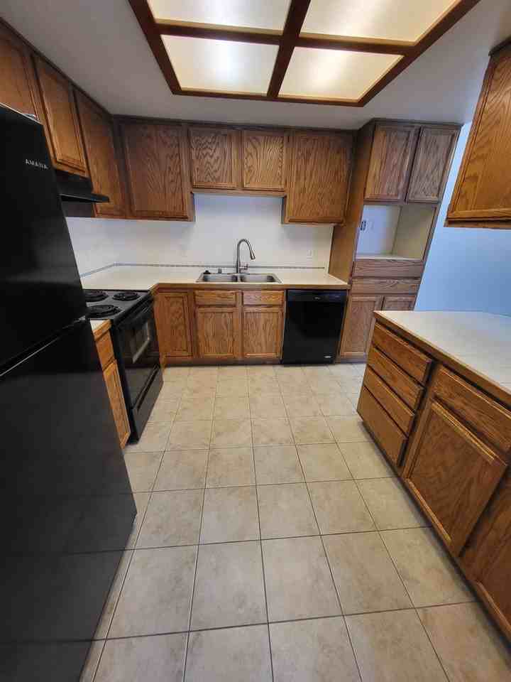 780 Wagon Dr - Photo 3 of 10