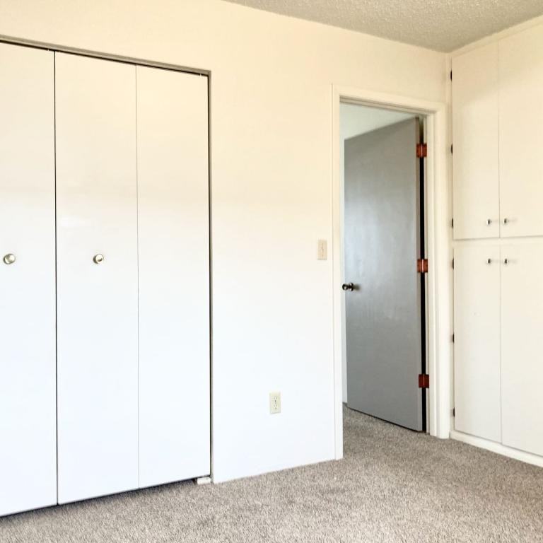 805 Peninsula Ave #27 - Photo 5 of 14