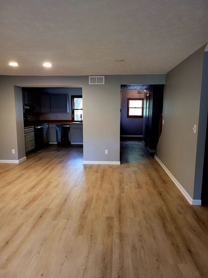 2300 E Winding Brook Ct - Photo 5 of 45