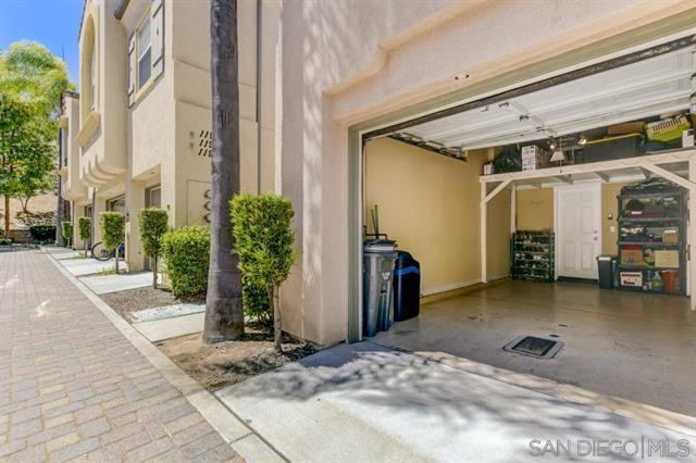 11901 Miro Cir - Photo 2 of 12