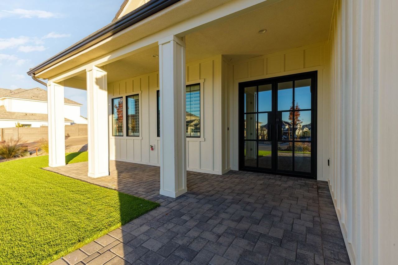 2883 S Kate Ln - Photo 4 of 50