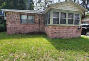 413 Nw 12th St - Photo 1 of 1