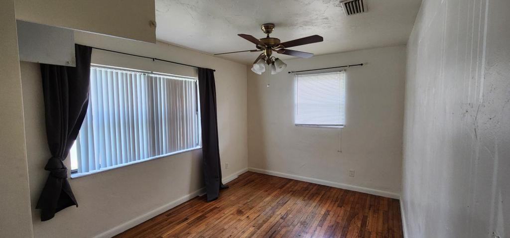 413 Nw 12th St - Photo 7 of 9