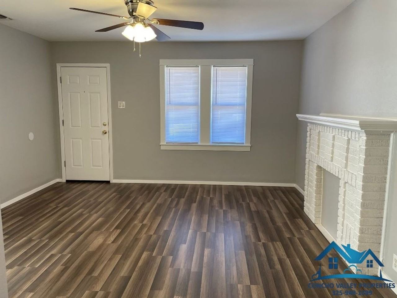 408 S Harrison St - Photo 3 of 19