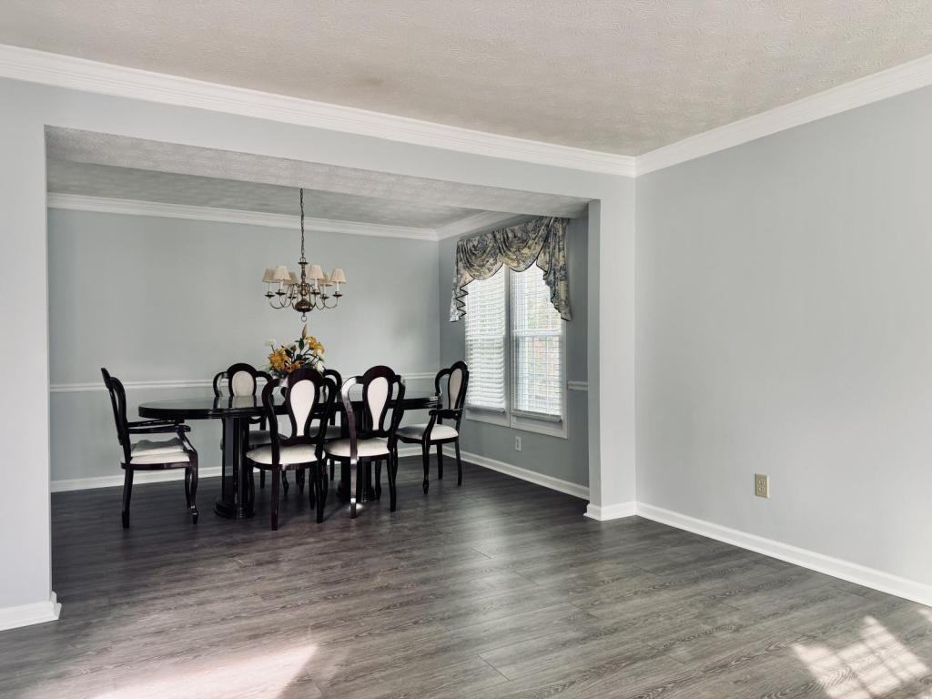 3661 Forest Glen Trl - Photo 4 of 19