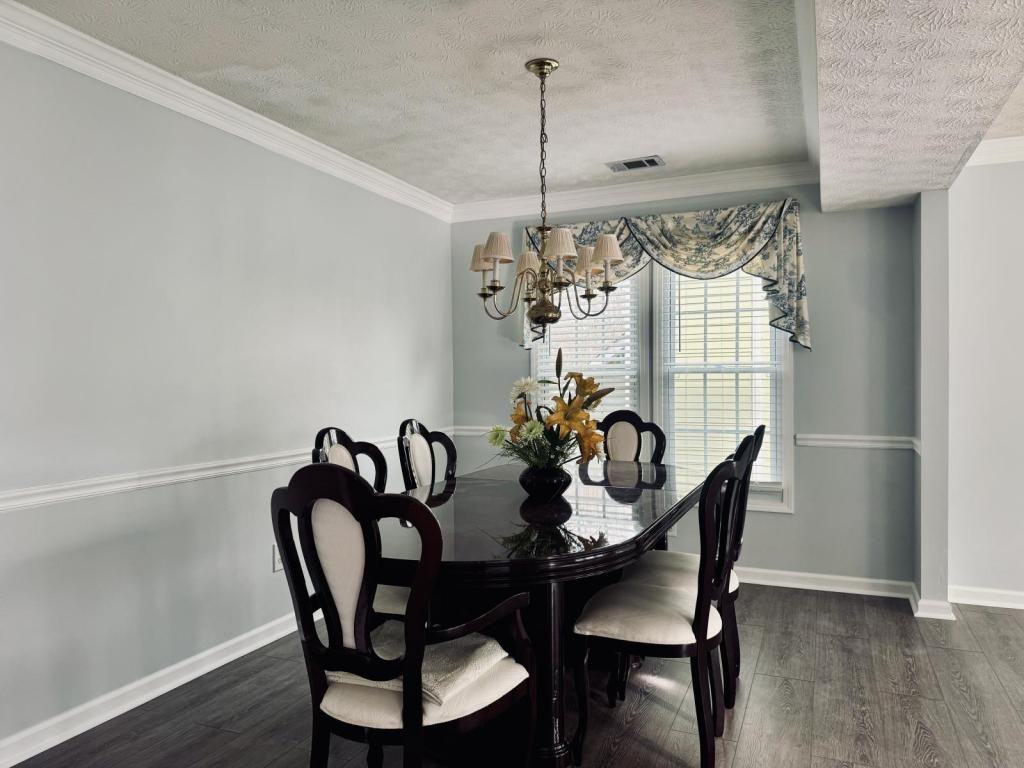 3661 Forest Glen Trl - Photo 5 of 19