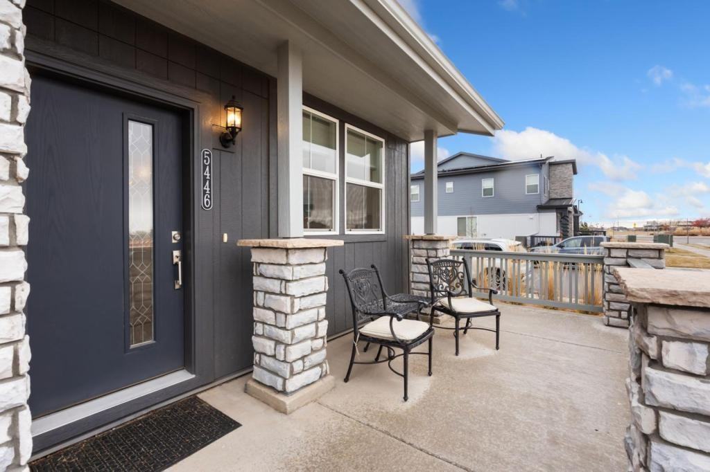 5446 Second Ave - Photo 2 of 17