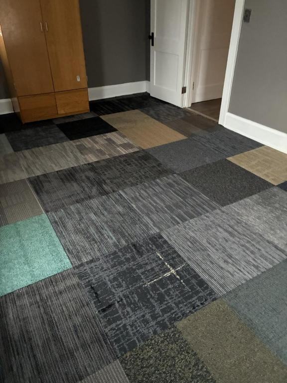 548 S Diamond St - Photo 5 of 6