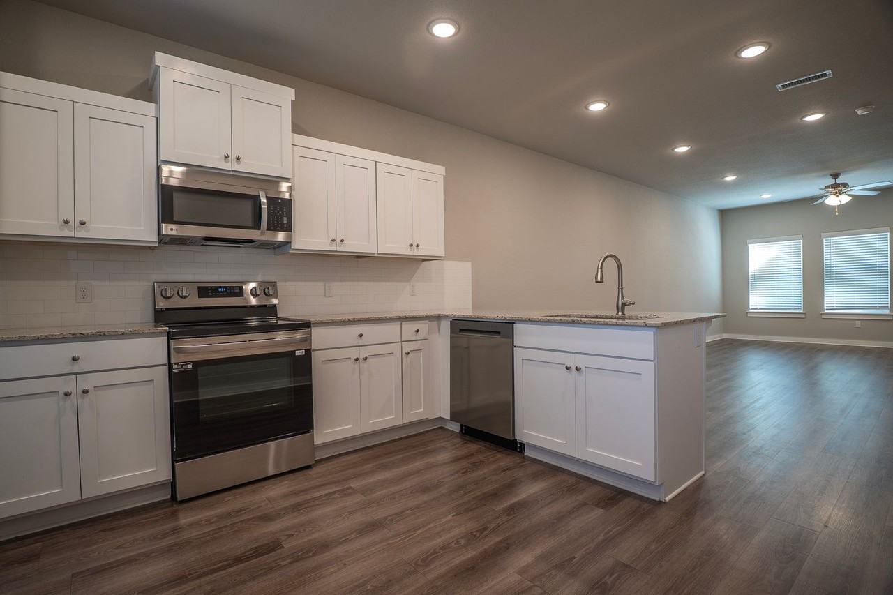 711 711 N Honey Locust Bend - FH Cottages - #61 - Photo 3 of 18