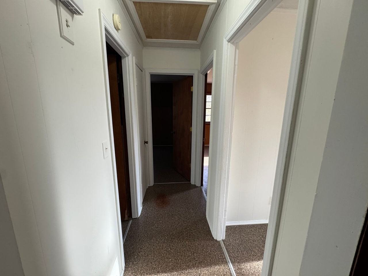 215 Nutall Dr - Photo 7 of 13