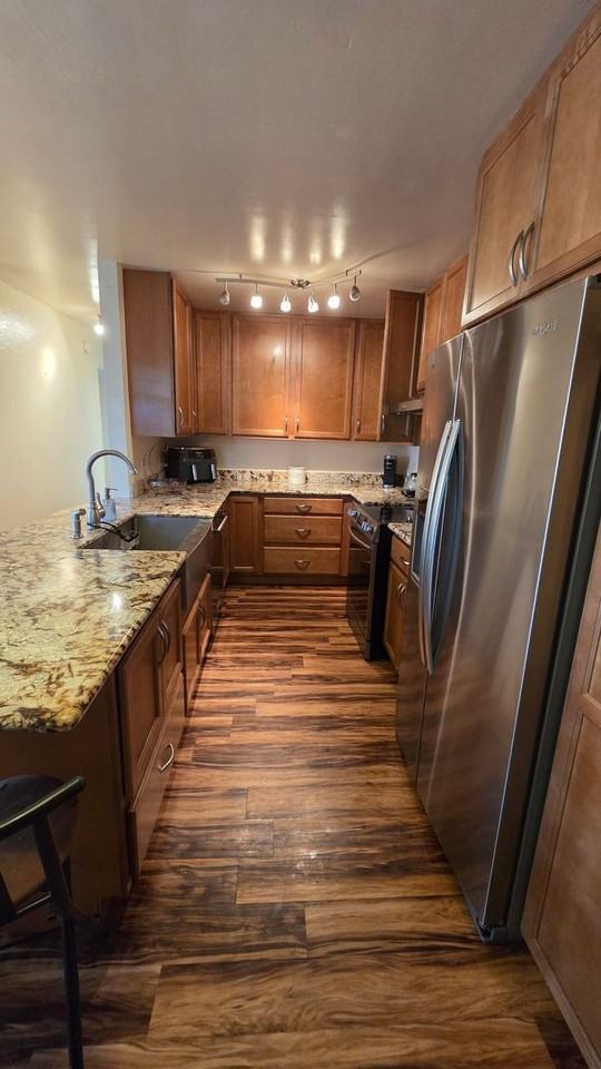 140 Uwapo Rd #104 - Photo 5 of 31