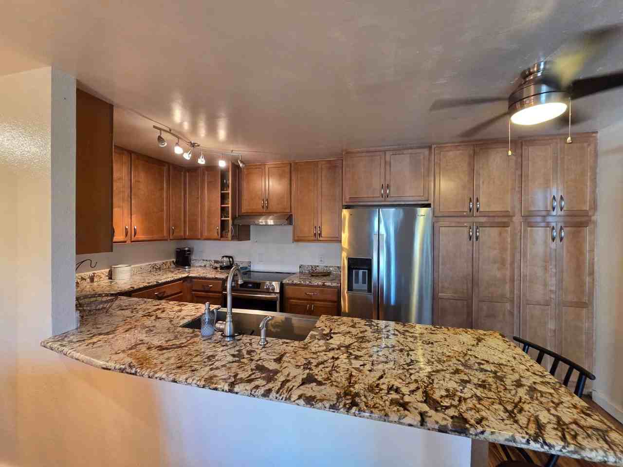 140 Uwapo Rd #104 - Photo 6 of 31