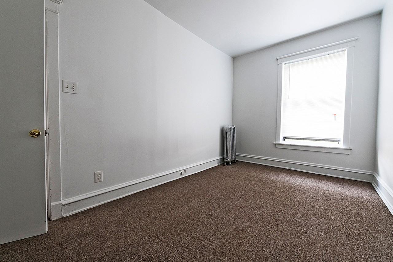 6000 S Prairie 221 E 60th Street Chicago, IL 60637 - Photo 4 of 17