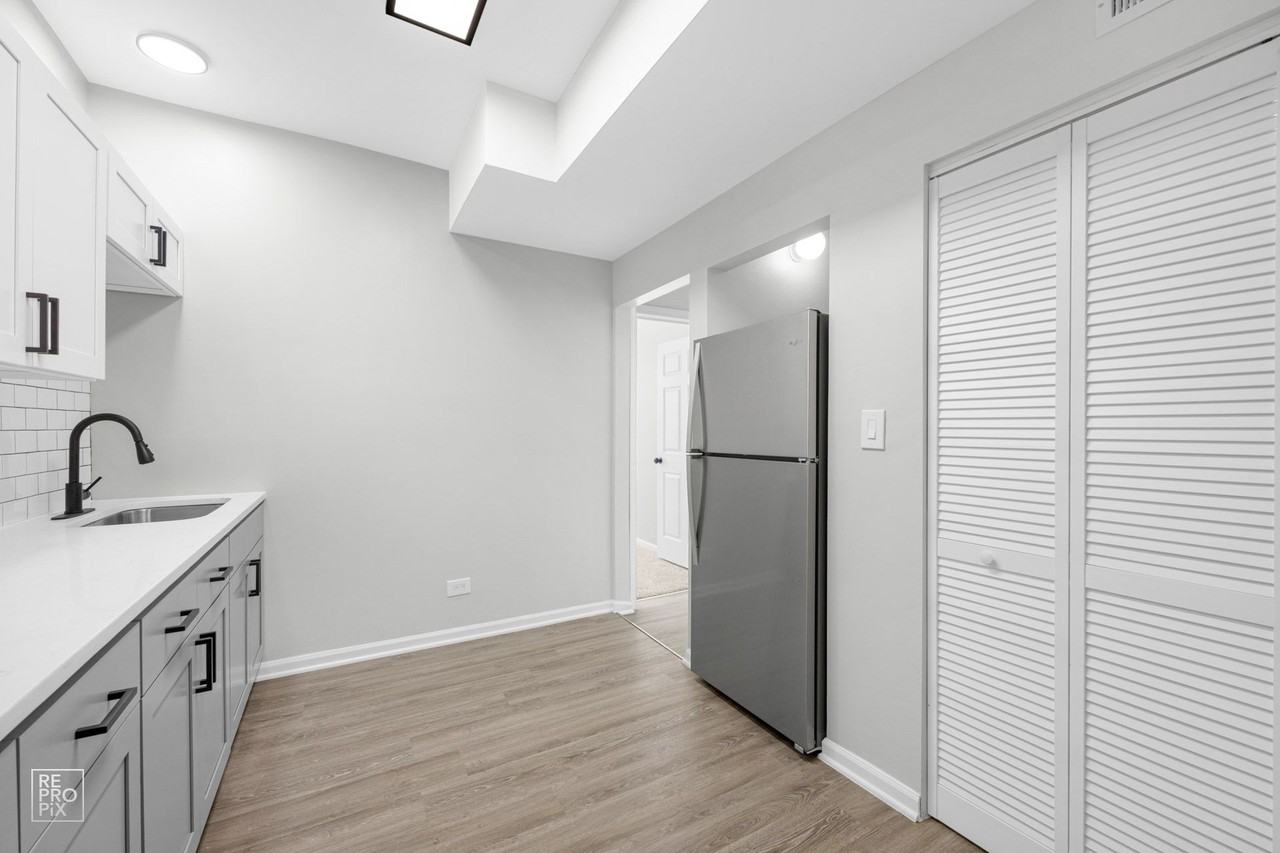 4853 S Prairie - Photo 3 of 16
